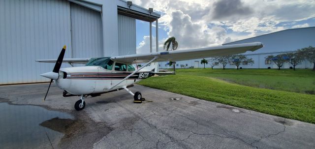 Cessna Skyhawk (N54739) - Just after the storm