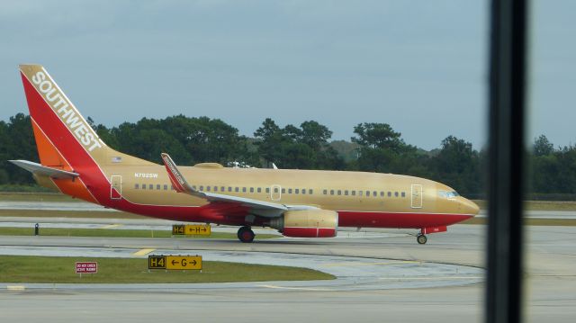 Boeing 737-700 (N792SW)