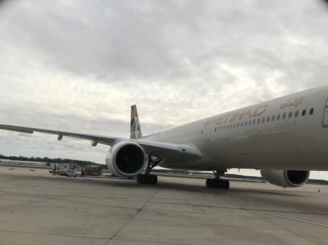 Airbus A350-1000 (A6-XWC) - Diverted to RFD from AUH-ORD on 11/5/22. Photo taken on 11/6/22.