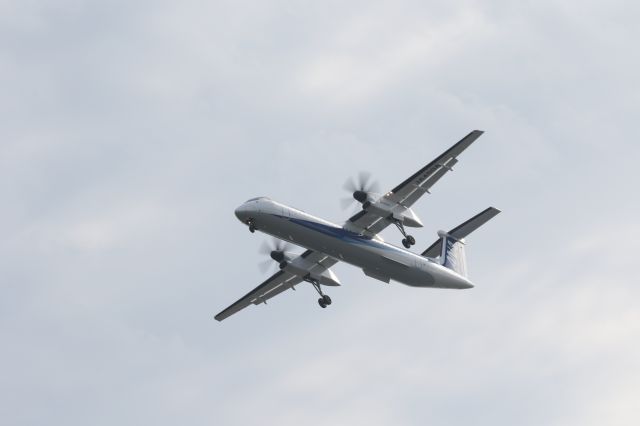 de Havilland Dash 8-400 (JA460A) - 26 May 2015:CTS-HKD.