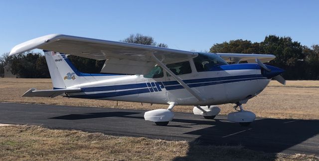 Cessna Skyhawk (N946PK)