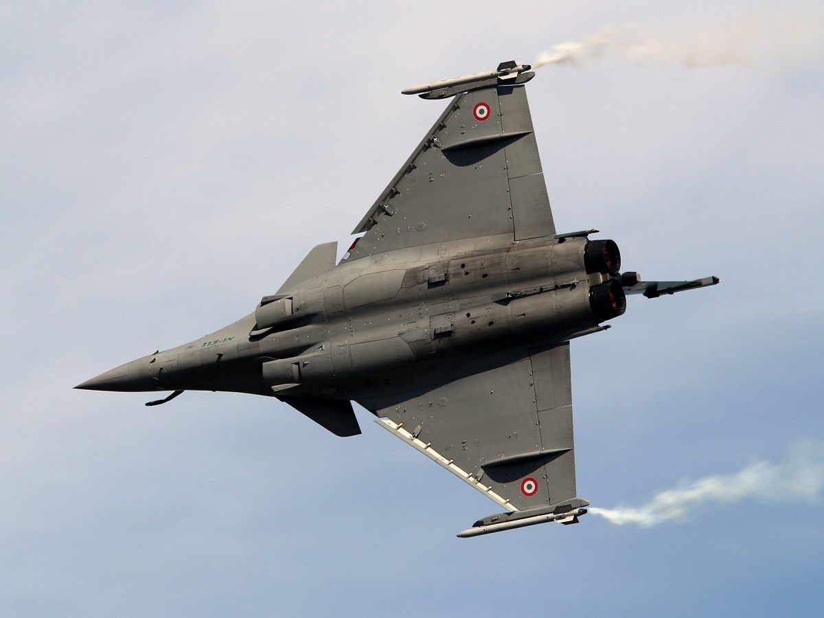 Dassault Rafale — - 27 sept 2015 - 113-IE déco tiger meet - meeting " la feria de lair "