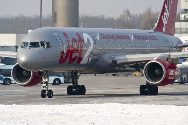 Boeing 757-200 (G-LSAI)