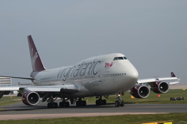 Boeing 747-400 (G-VROM) - MANCHESTER JROON