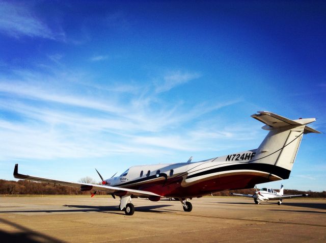 Pilatus PC-12 (N724HF)