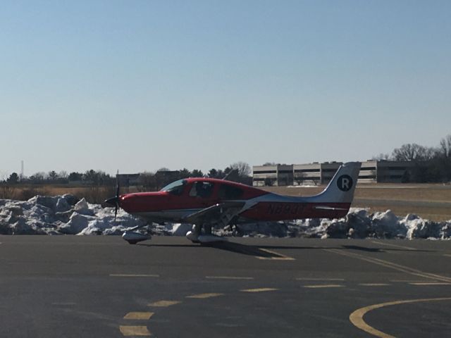 Cirrus SR22 Turbo (N893T) - N893T (S22T) arriving at Wings Field (KLOM)br /Photo Date: March 10, 2021
