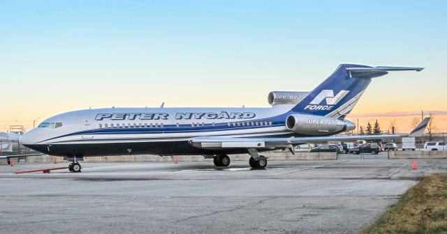 Boeing 727-100 (VP-BPZ)