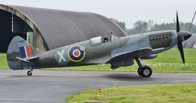 SUPERMARINE Spitfire (NGT927) - en 2023 le plaisir de voir voler une icône de l'aviation le Spitfire 