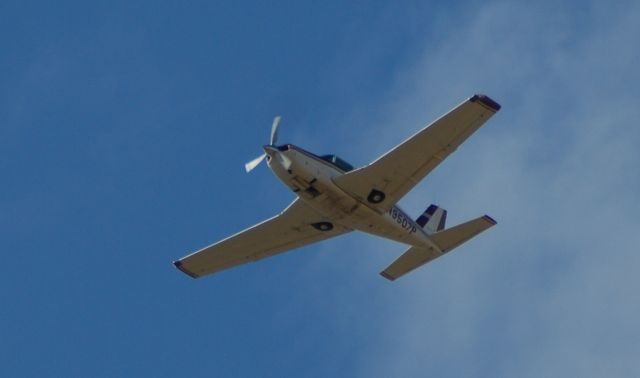 Piper PA-24 Comanche (N9507P)