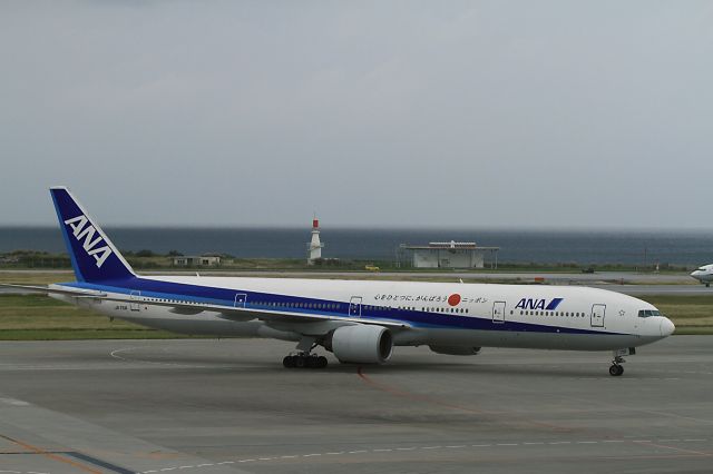 Boeing 777-200 (JA751A)