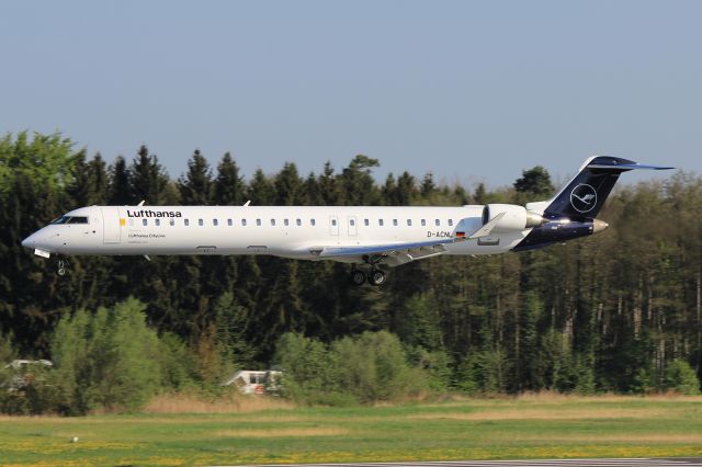 Canadair Regional Jet CRJ-900 (D-ACNL)