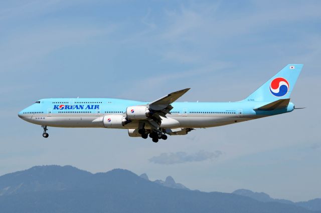 BOEING 747-8 (HL7638)