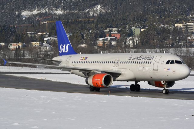 Airbus A320 (OY-KAY)