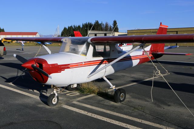 Piper Cherokee (N7763F)