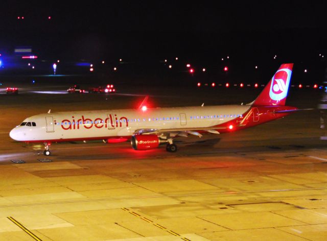 Airbus A321 (D-ABCO)