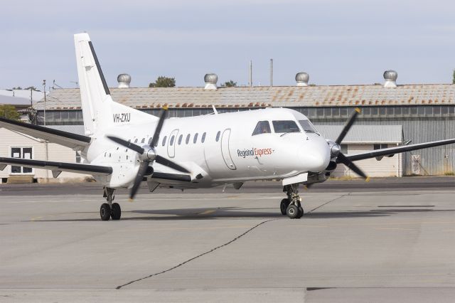 Saab 340 (VH-ZXU) - Regional Express (VH-ZXU) Saab 340B at Wagga Wagga Airport, first revenue service