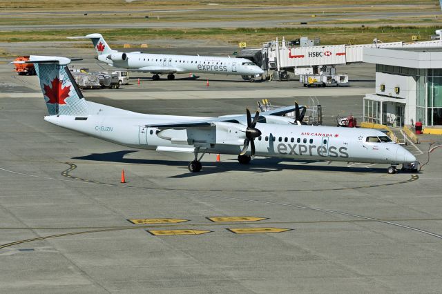 de Havilland Dash 8-400 (C-GJZN)