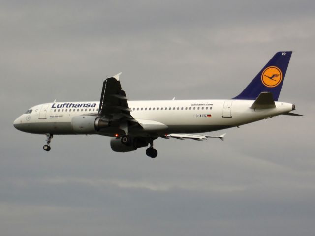 Airbus A320 (D-AIPR)