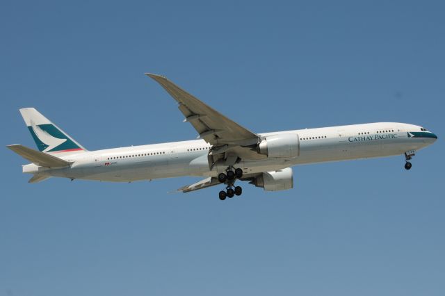 BOEING 777-300 (B-KPX)