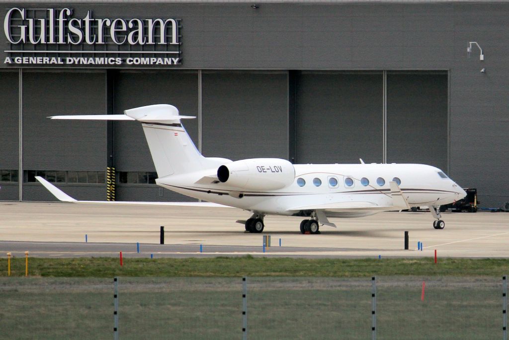 GULFSTREAM AEROSPACE G-7 Gulfstream G600 (OE-LOV) - ALPI Jets G600 parked on the East Apron on 1-Apr-22 after arriving here from EPWA twenty-six days earlier as ALX6V.