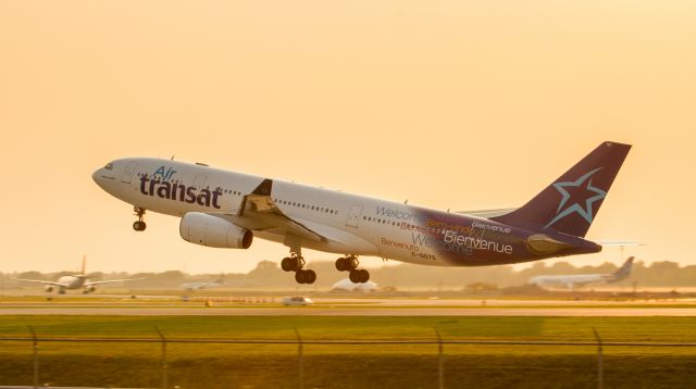 Airbus A330-200 (C-GGTS)