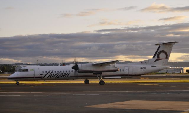 de Havilland Dash 8-400 (N412QX) - Horizon Air De Havilland Canada DHC-8-402Q Dash 8 N412QX in Portland