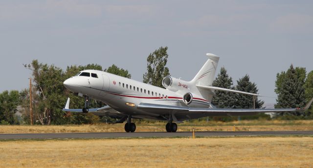 Dassault Falcon 900 (3A-MGA)