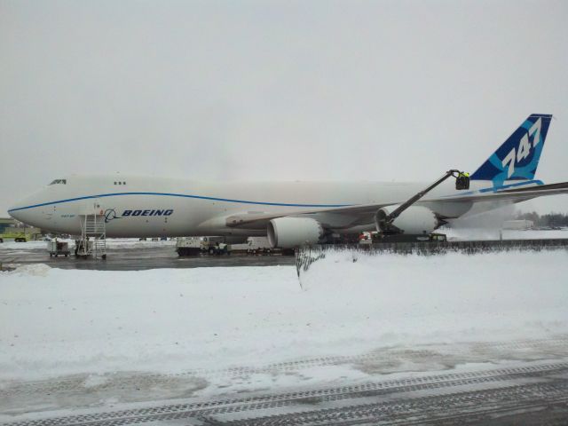 BOEING 747-8 — - De-Icing today