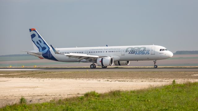 Airbus A321 (D-AVXB)