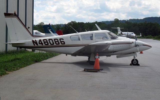 Piper PA-30 Twin Comanche (N48086) - Even by todays a very good perfoming aicraft!