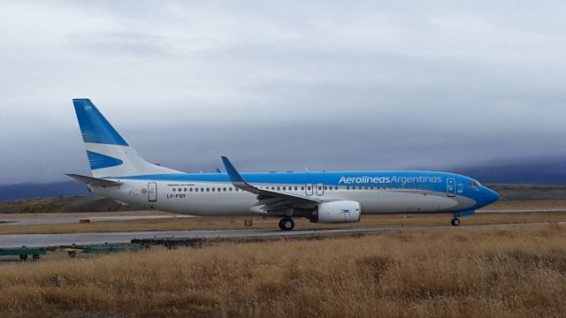 — — - Saliendo Aeropuerto internacional Malvinas Argentinas de Ushuaia #AerolineasArgentina