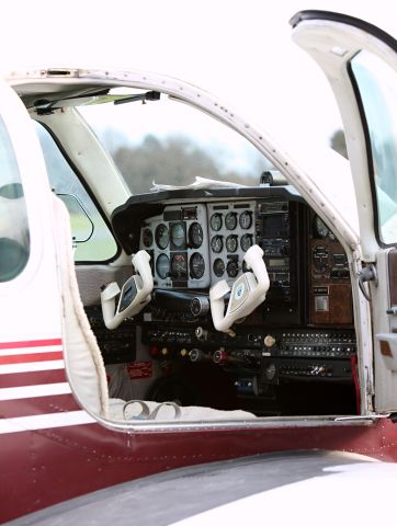 Beechcraft Bonanza (36) (N5NZ)