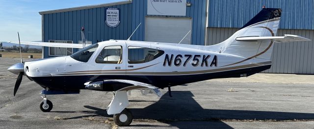 Rockwell Commander 114 (N675KA)