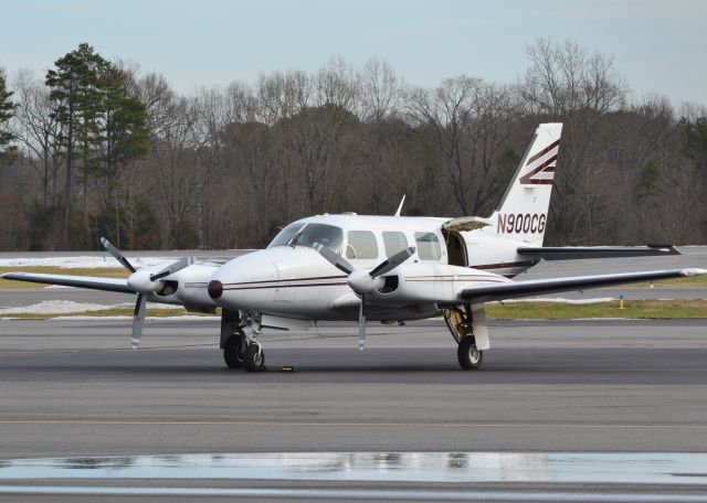 Piper Navajo (N900CG) - MARC INC at KJQF - 1/26/16