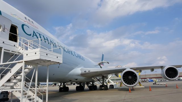 BOEING 747-8 (B-LJL)