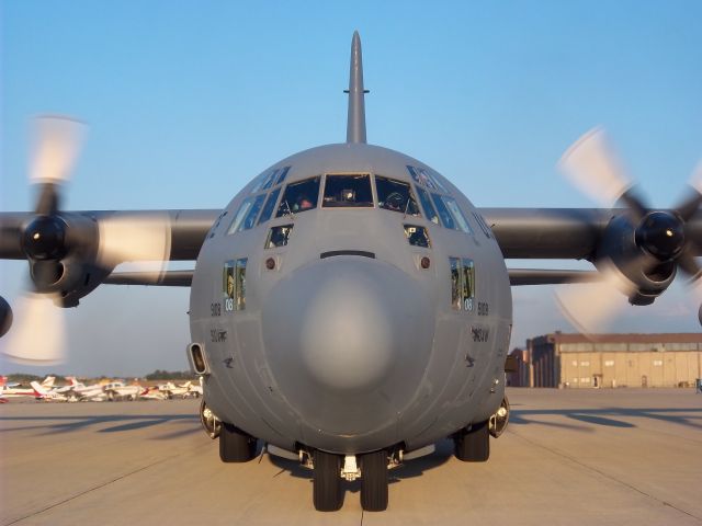 Lockheed C-130 Hercules (N09108) - 910AW YOUNGSTOWN