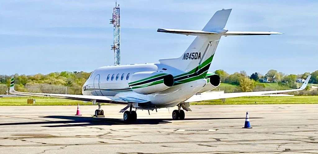 Hawker 800 (N845DA)