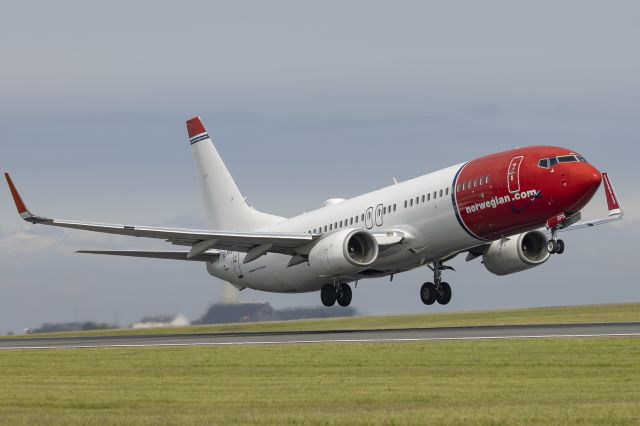 Boeing 737-700 (SE-RPS) - Standning close to Runway 22L
