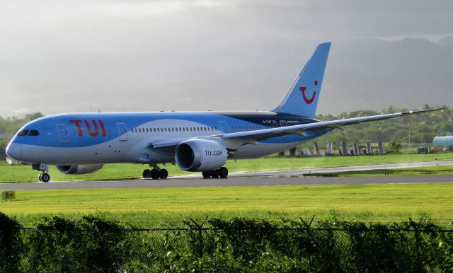 Boeing 787-8 (G-TUIF)