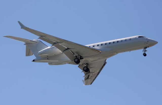 Bombardier Global Express (CS-DSG)