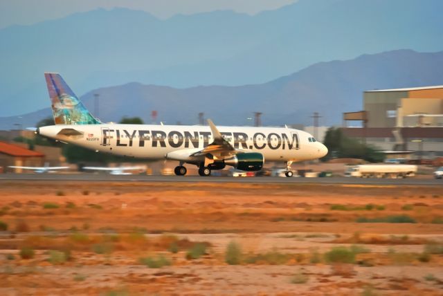 Airbus A320 (N220FR) - William Ellison