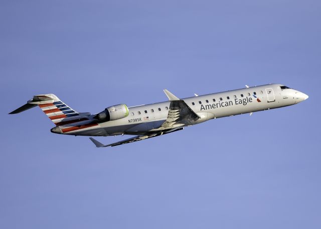 Canadair Regional Jet CRJ-700 (N738SK)