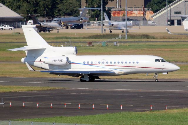 Dassault Falcon 7X (PH-RME) - Air Alsie Falcon 7X taxiing off rwy 06 on 26-Aug-22 after a flight from EKRK as MMD6701.
