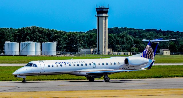 Embraer ERJ-145 (N14162) - N14162 United Express Embraer EMB-145XR s/n 14500808 - Norfolk International Airport (IATA: ORF, ICAO: KORF, FAA LID: ORF) br /Photo: TDelCorobr /July 15, 2018