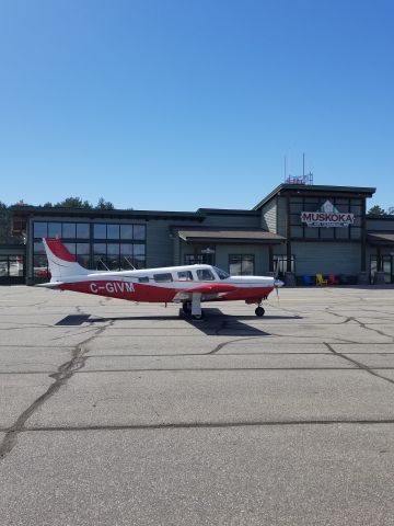 Piper Saratoga/Lance (G-GIVM)