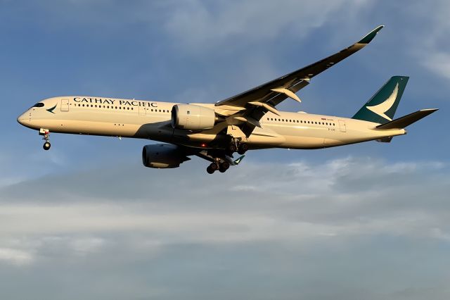 Airbus A350-900 (B-LQC)