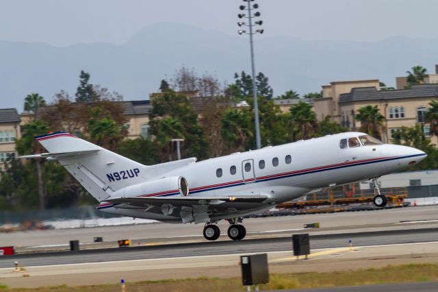 Hawker 800 (N92UP)