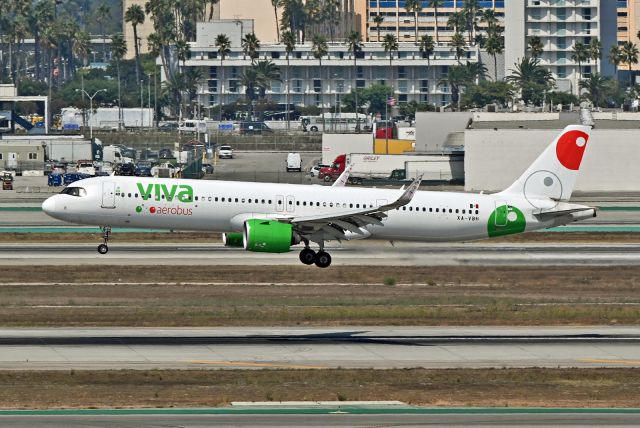 Airbus A321neo (XA-VBH)