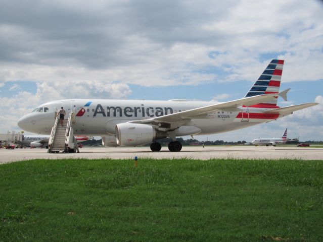 Airbus A319 (N722US)