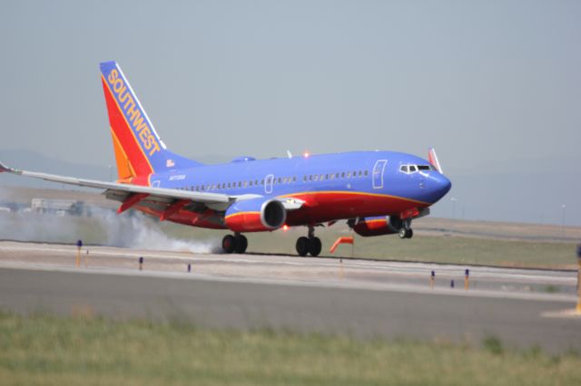 Boeing 737-700 (N773SA) - Landing on 34R.